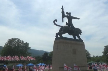 საქართველოს დამოუკიდებლობის 107 წლისთავთან დაკავშირებით თემატური ინსტალაცია მოეწყო გორის ლომჭაბუკის სკვერში 26.05.2025