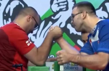 გორელი პარამკლავჭიდელი ლევან მახათაძე პარამკლავჭიდში მსოფლიოს სამგზის ჩემპიონია - სპორტსმენი ბულგარეთიდან მშობლიურ ქალაქში უკვე დაბრუნდა