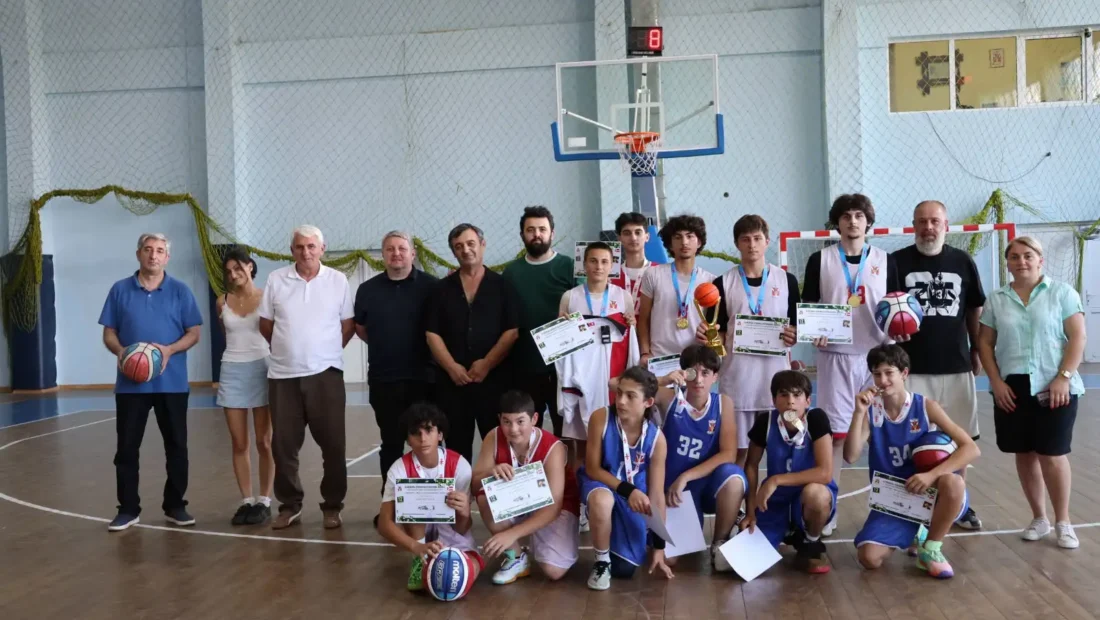ხაშურში გიორგი მახარაშვილის სახელობის მემორიალური ტურნირი გაიმართა