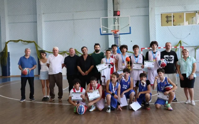 ხაშურში გიორგი მახარაშვილის სახელობის მემორიალური ტურნირი გაიმართა