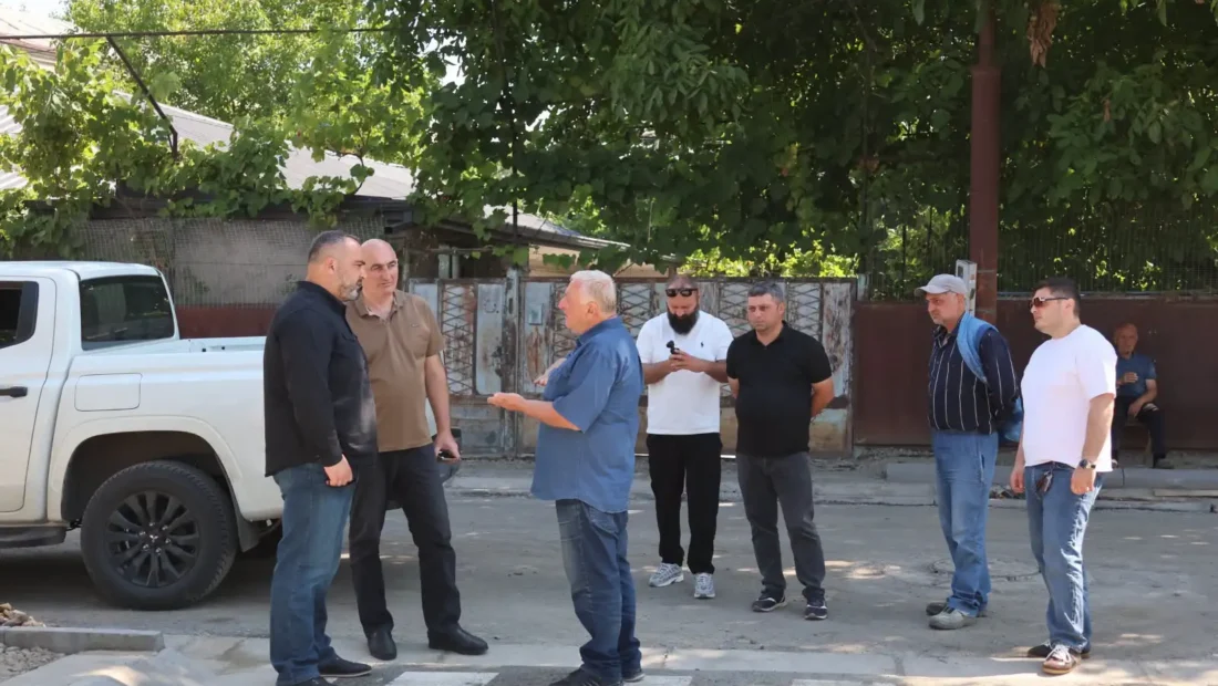 ხაშურში ბექაურისა და თუმანიშვილის ქუჩებზე სარეაბილიტაციო სამუშაოები დასასრულს უახლოვდება