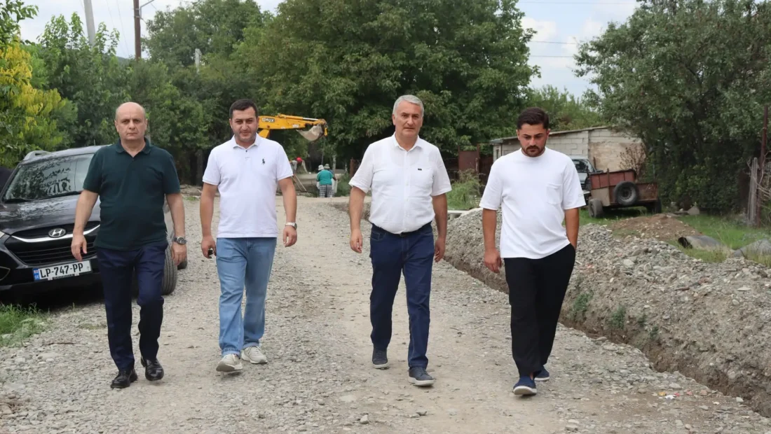 კასპის მუნიციპალიტეტში საგზაო ინფრასტრუქტურის მოწყობის სამუშაოები გრძელდება