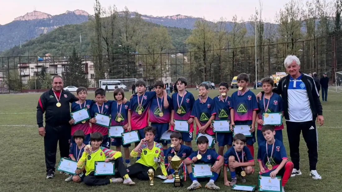 ხაშურის „ივერია“ U11 ტურნირის ჩემპიონი გახდა