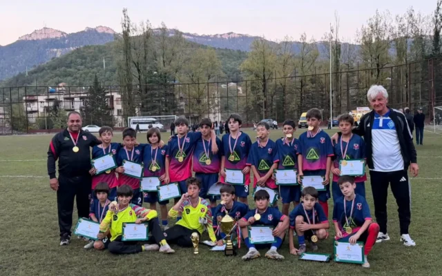 ხაშურის „ივერია“ U11 ტურნირის ჩემპიონი გახდა