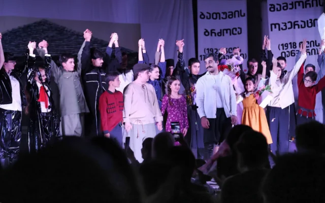 კასპში ახალგაზრდული თეატრის სპექტაკლის „გიორგი მაზნიაშვილი“ პრემიერა გაიმართა