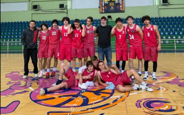 ხაშურის U-18 კალათბურთელებმა B ლიგის შემდეგ ეტაპზე გადაინაცვლეს